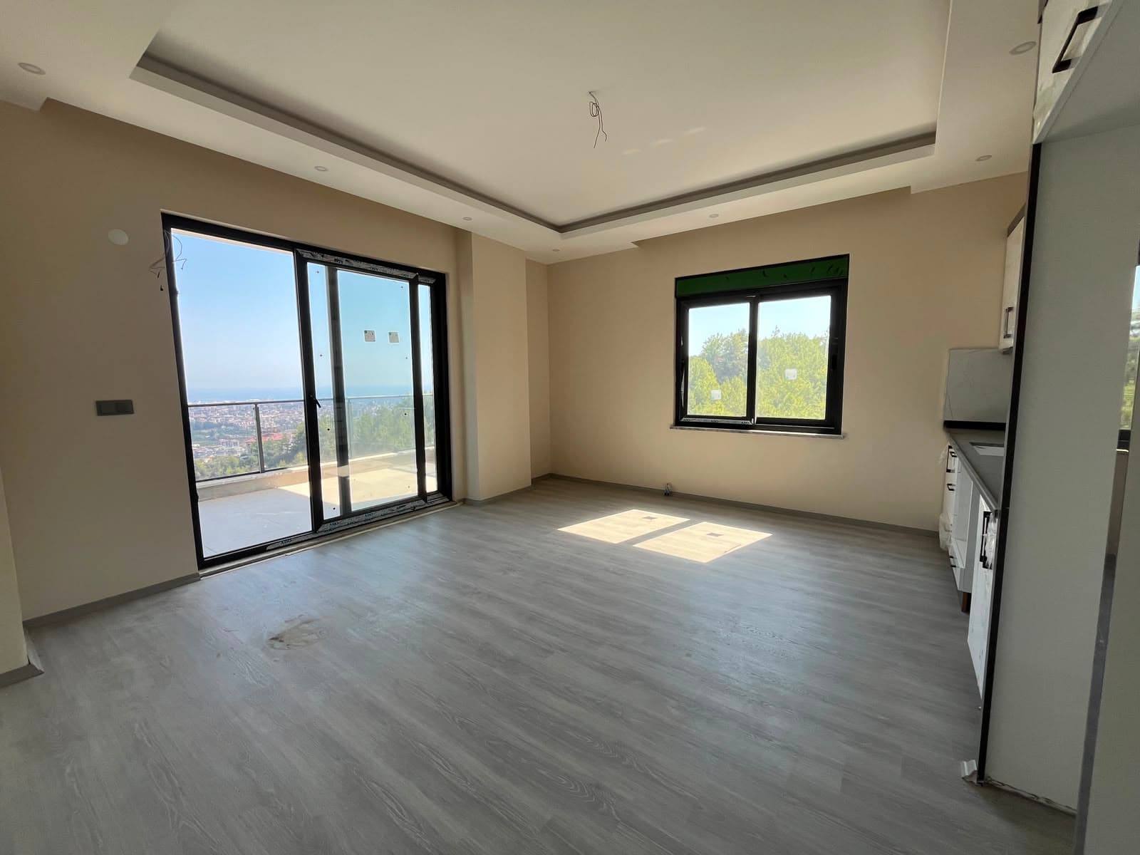 ALANYA ÇIPLAKLI 2+1 KİRALIK DAİRELER DENİZ MANZARALI 