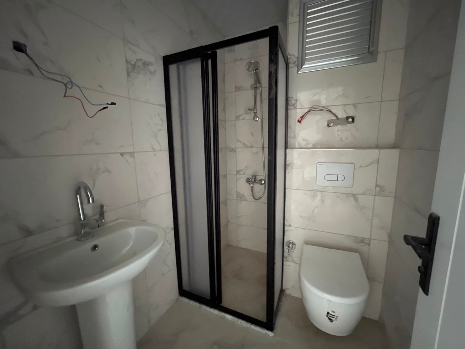 ALANYA ÇIPLAKLI 2+1 KİRALIK DAİRELER DENİZ MANZARALI 