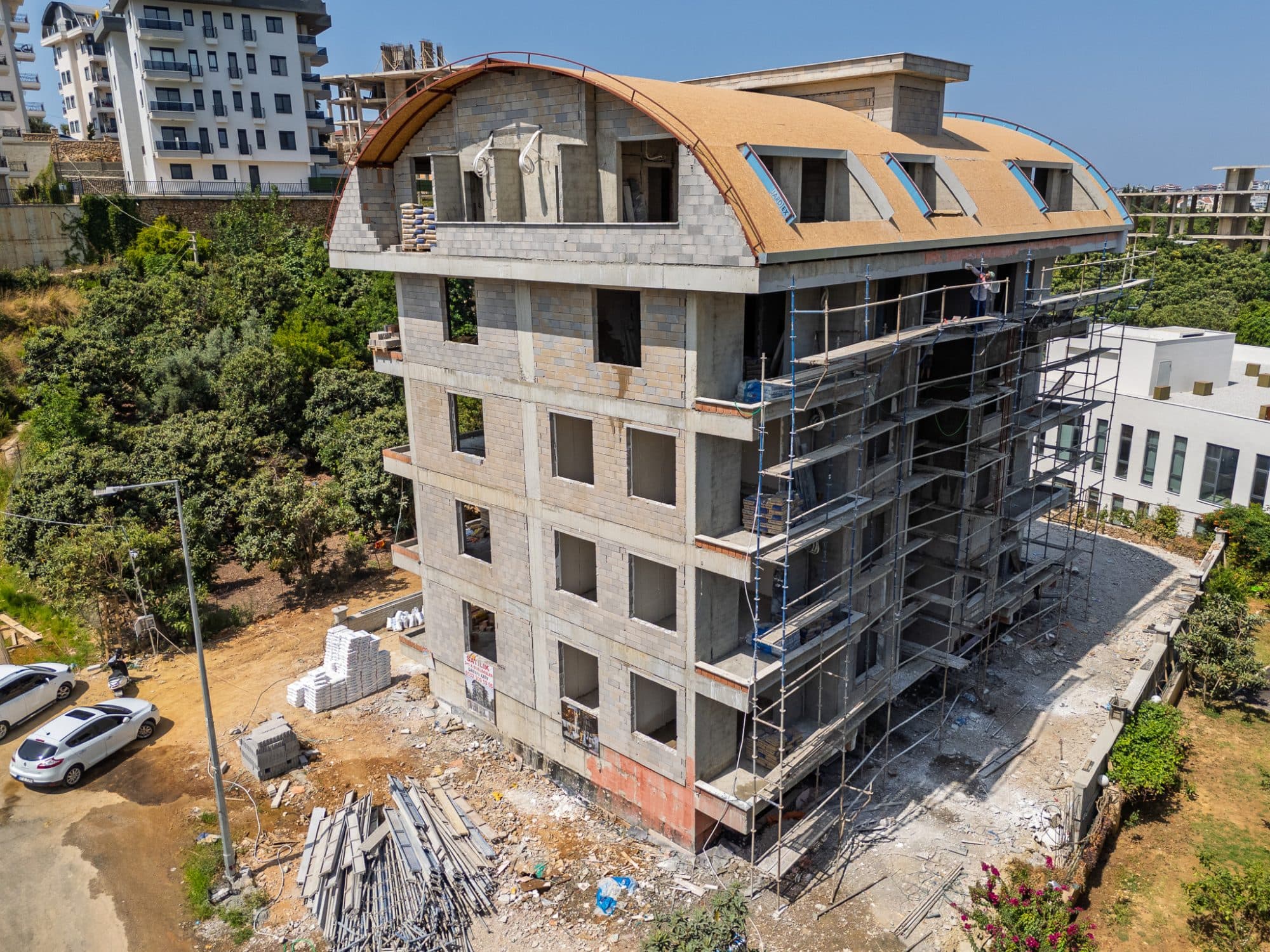 OBA MAHALLESİ YENİ PROJEDE SATILIK 3+1 AYRI MUTFAKLI DAİRE