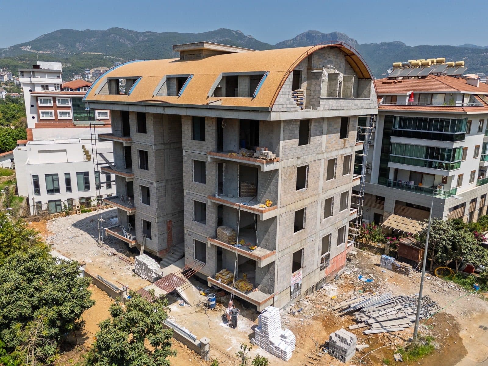 OBA MAHALLESİ YENİ PROJEDE SATILIK 3+1 AYRI MUTFAKLI DAİRE
