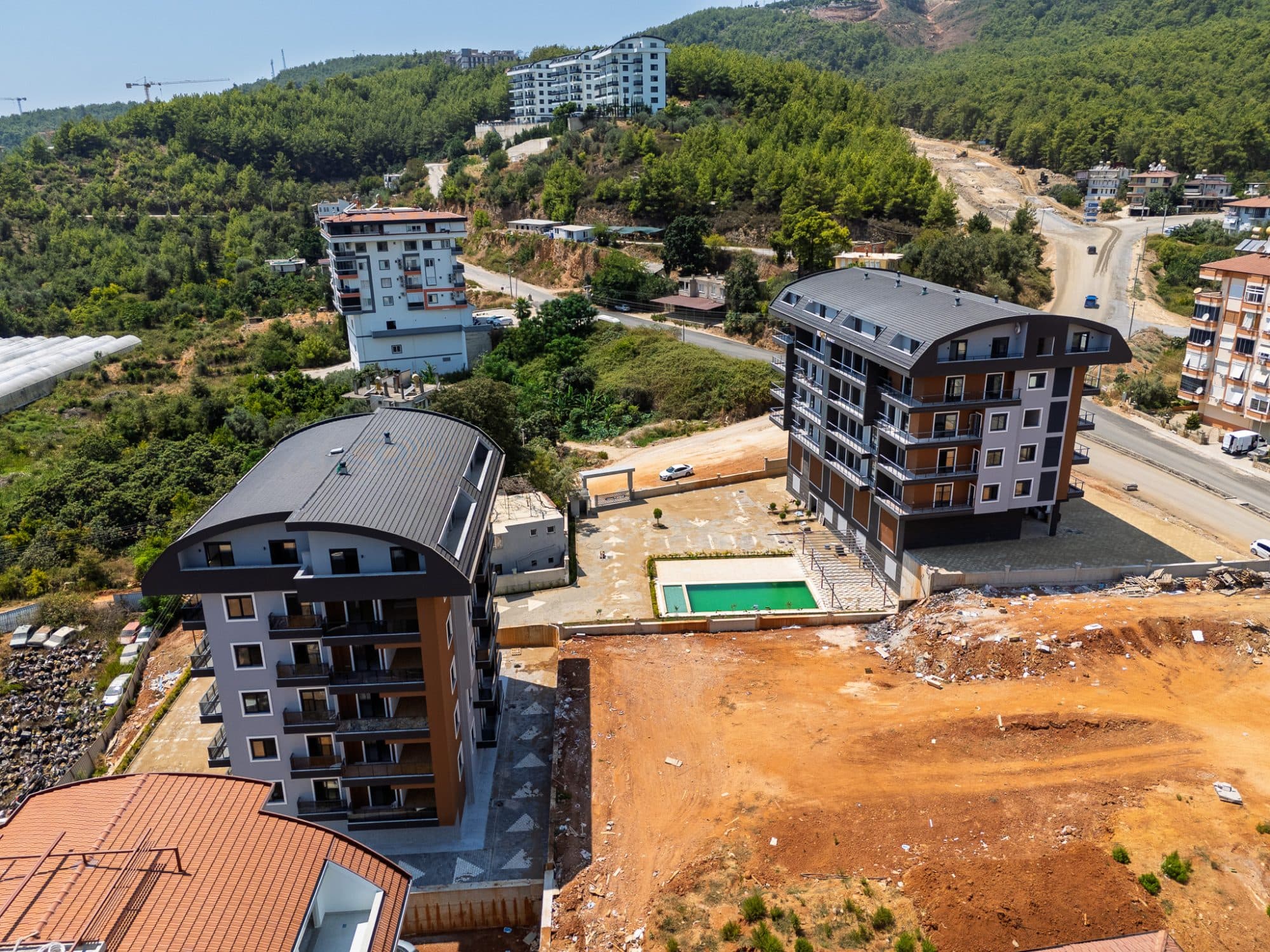 ALANYA ÇIPLAKLI SATILIK SIFIR 3+1 AYRI MUTFAKLI DUBLEKS DAİRE