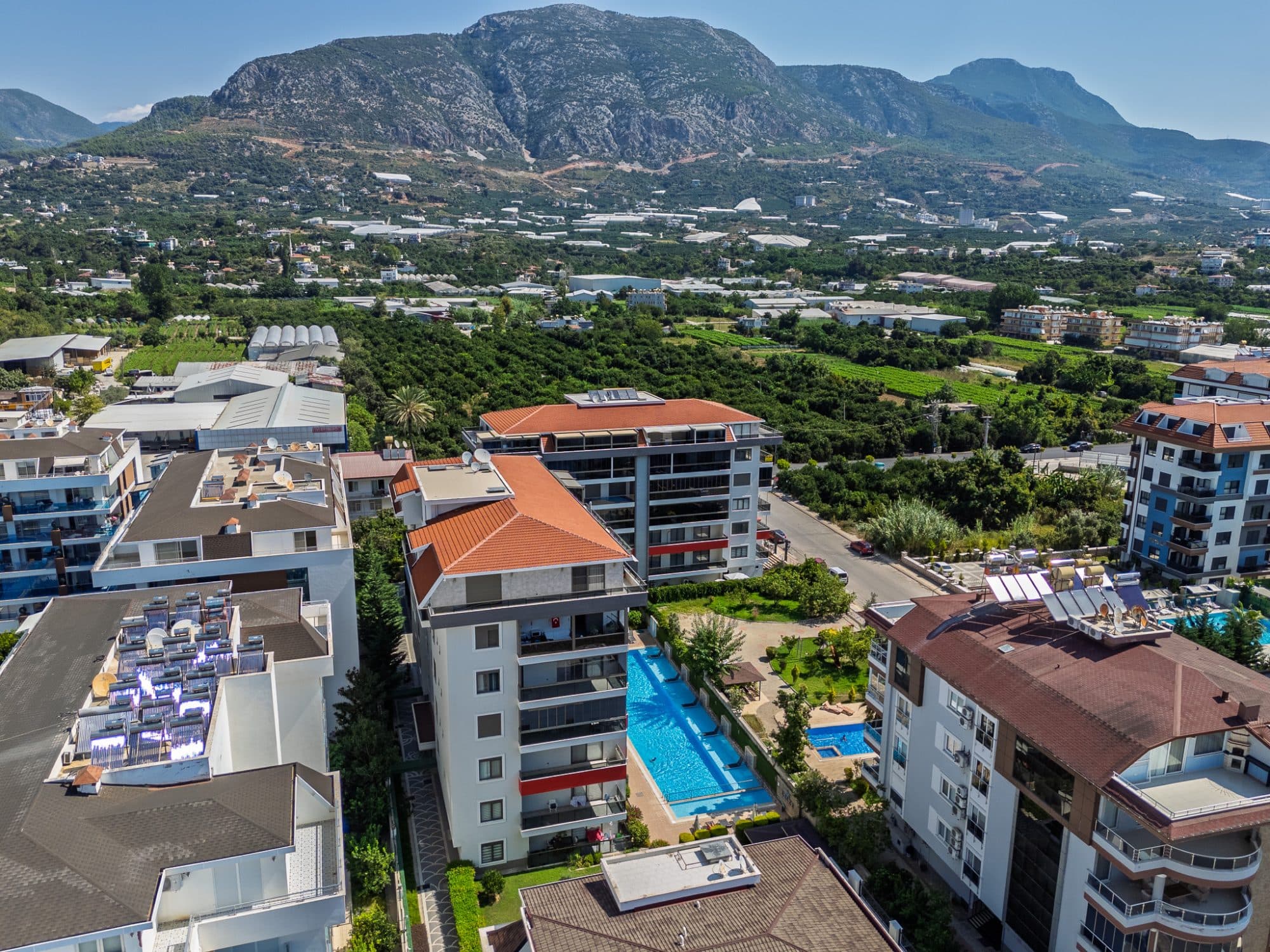 ALANYA KESTEL'DE DENİZE 150MT SATILIK FULL EŞYALI AKTİVİTELİ 1+1