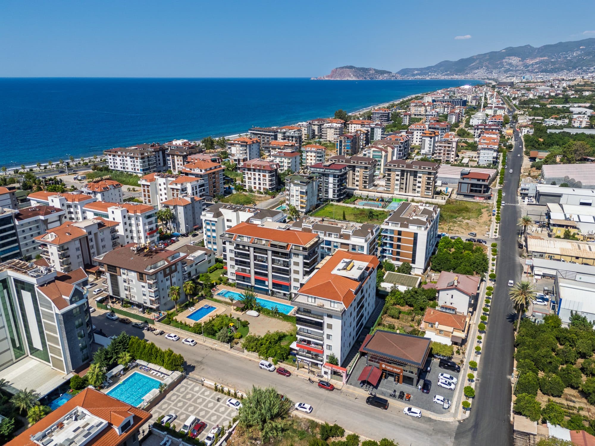 ALANYA KESTEL'DE DENİZE 150MT SATILIK FULL EŞYALI AKTİVİTELİ 1+1