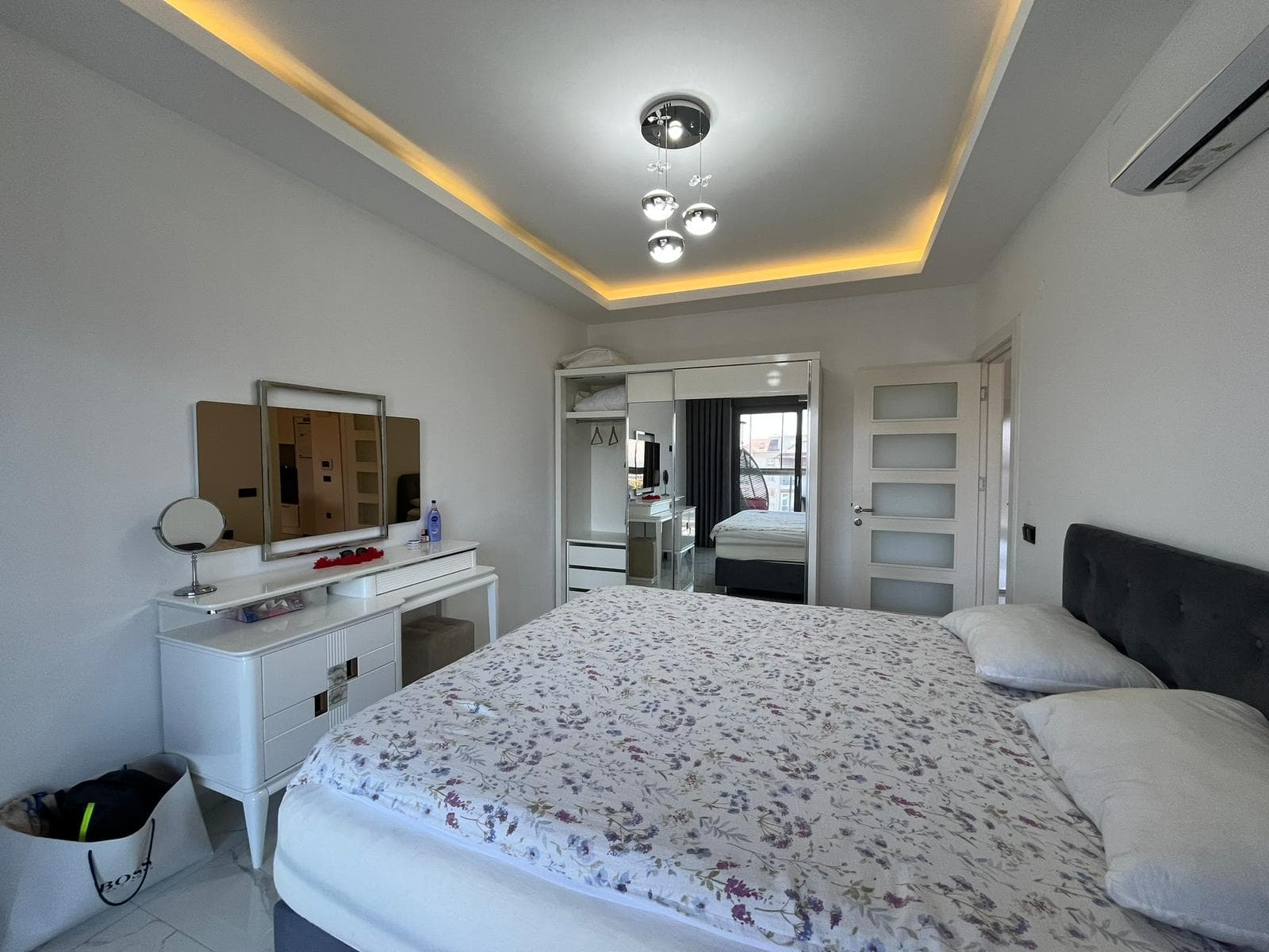 ALANYA KESTEL'DE DENİZE 150MT SATILIK FULL EŞYALI AKTİVİTELİ 1+1
