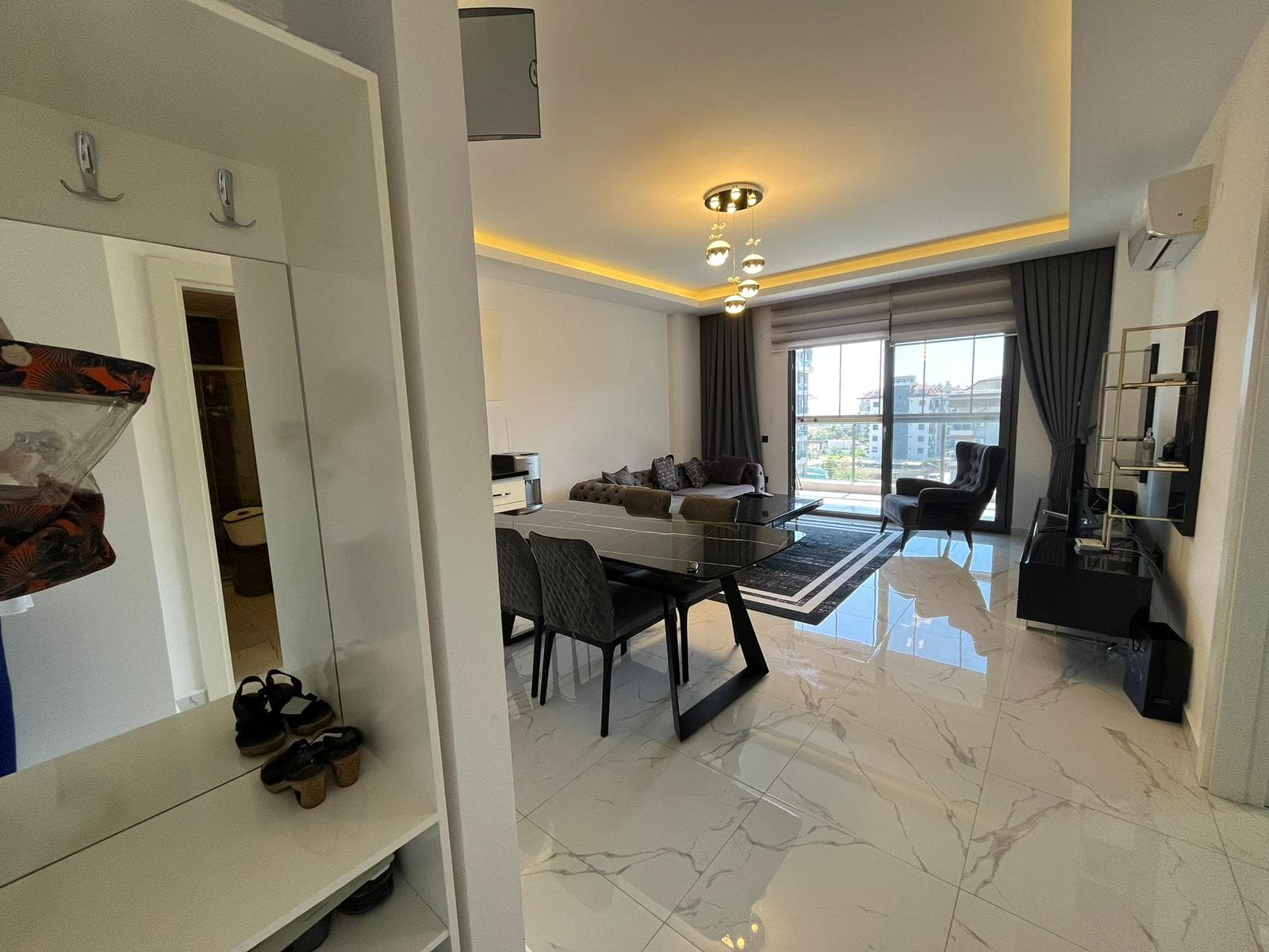 ALANYA KESTEL'DE DENİZE 150MT SATILIK FULL EŞYALI AKTİVİTELİ 1+1