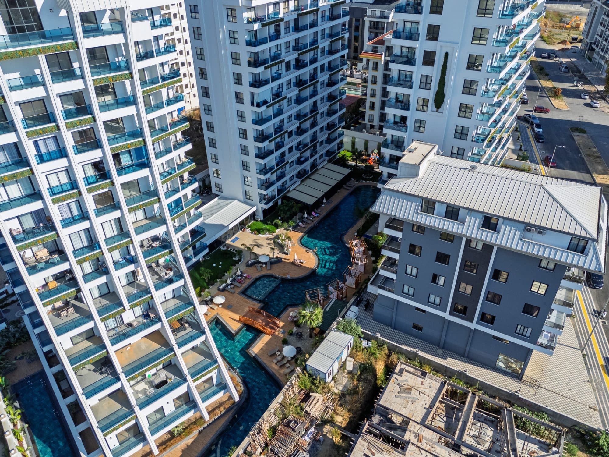 Alanya Mahmutlar Green Ocean Residence’ta Satılık 1+1 Daire