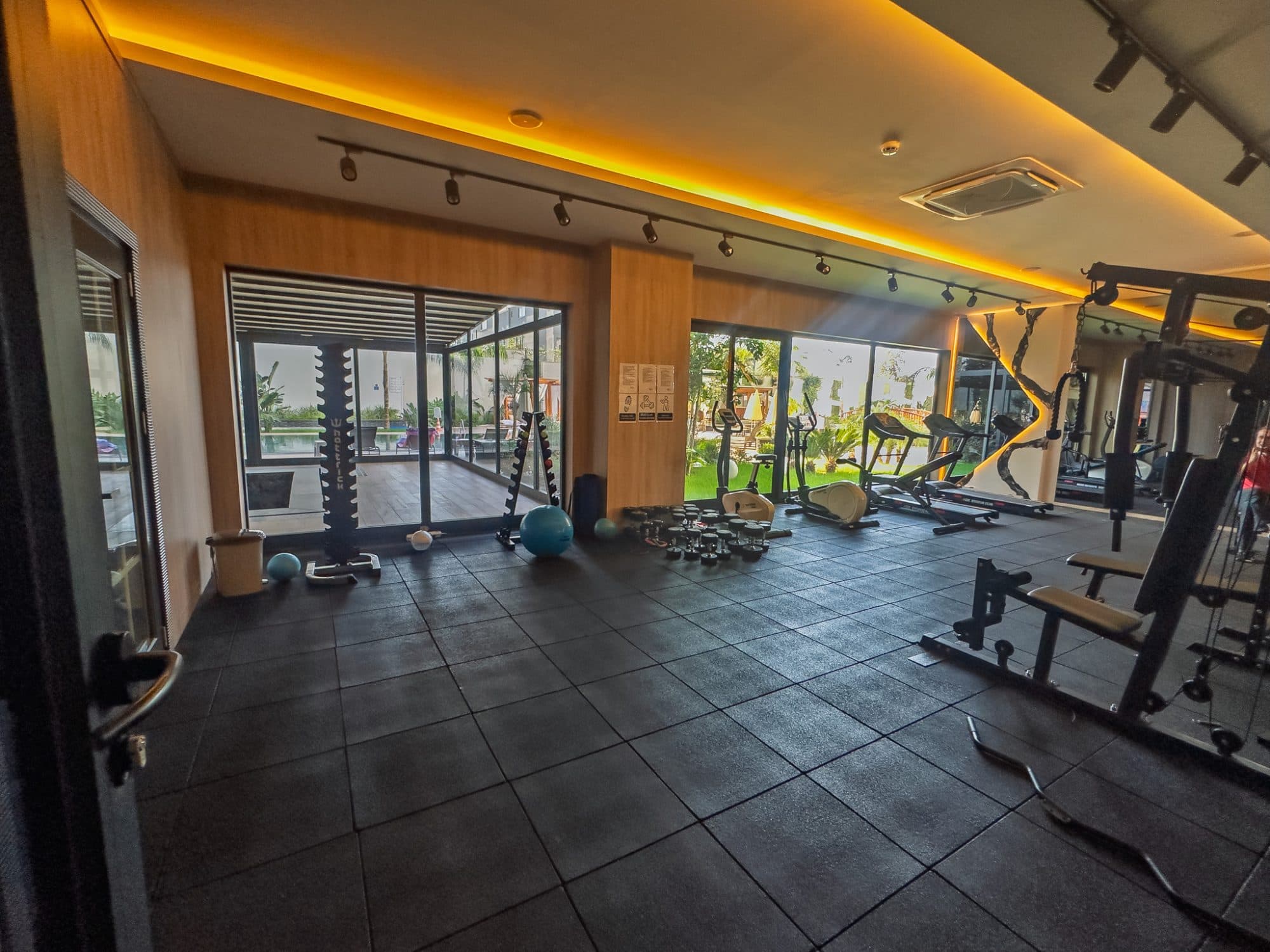 Alanya Mahmutlar Green Ocean Residence’ta Satılık 1+1 Daire