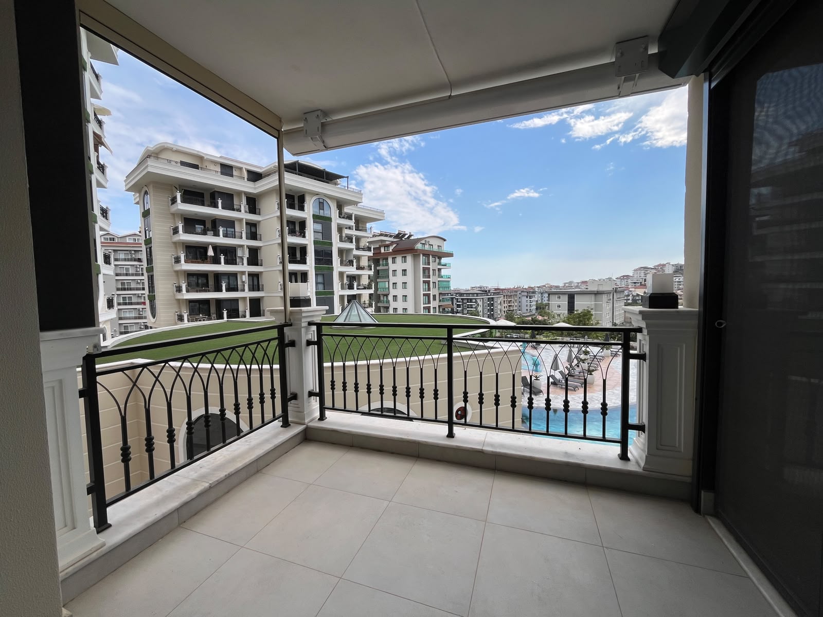 Residence for Sale in Oba, Alanya – 3+1 · 165 m² 32