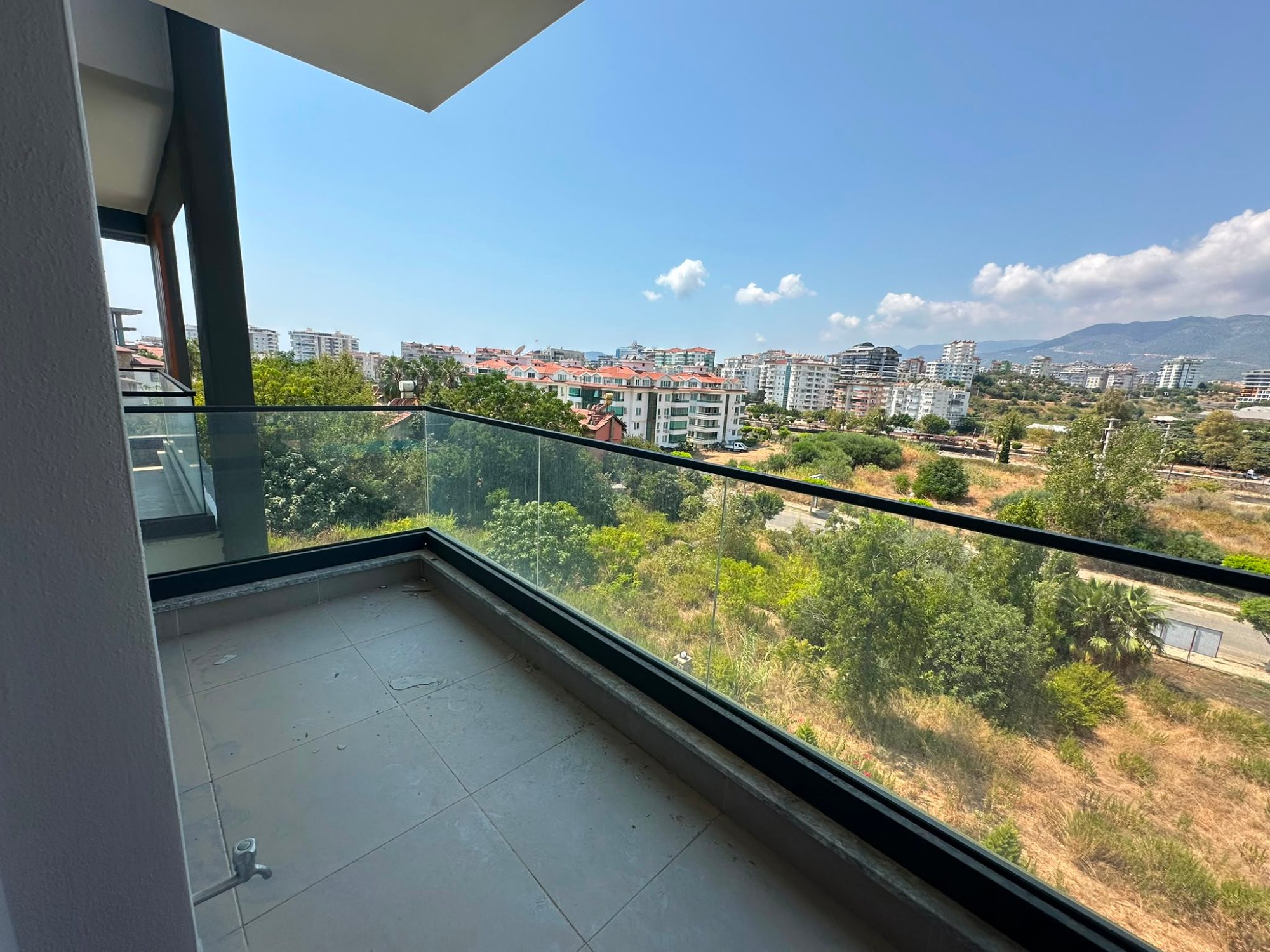 Квартира 1+1 с американской кухней в Elisya Residence, Алания, Кестель 17